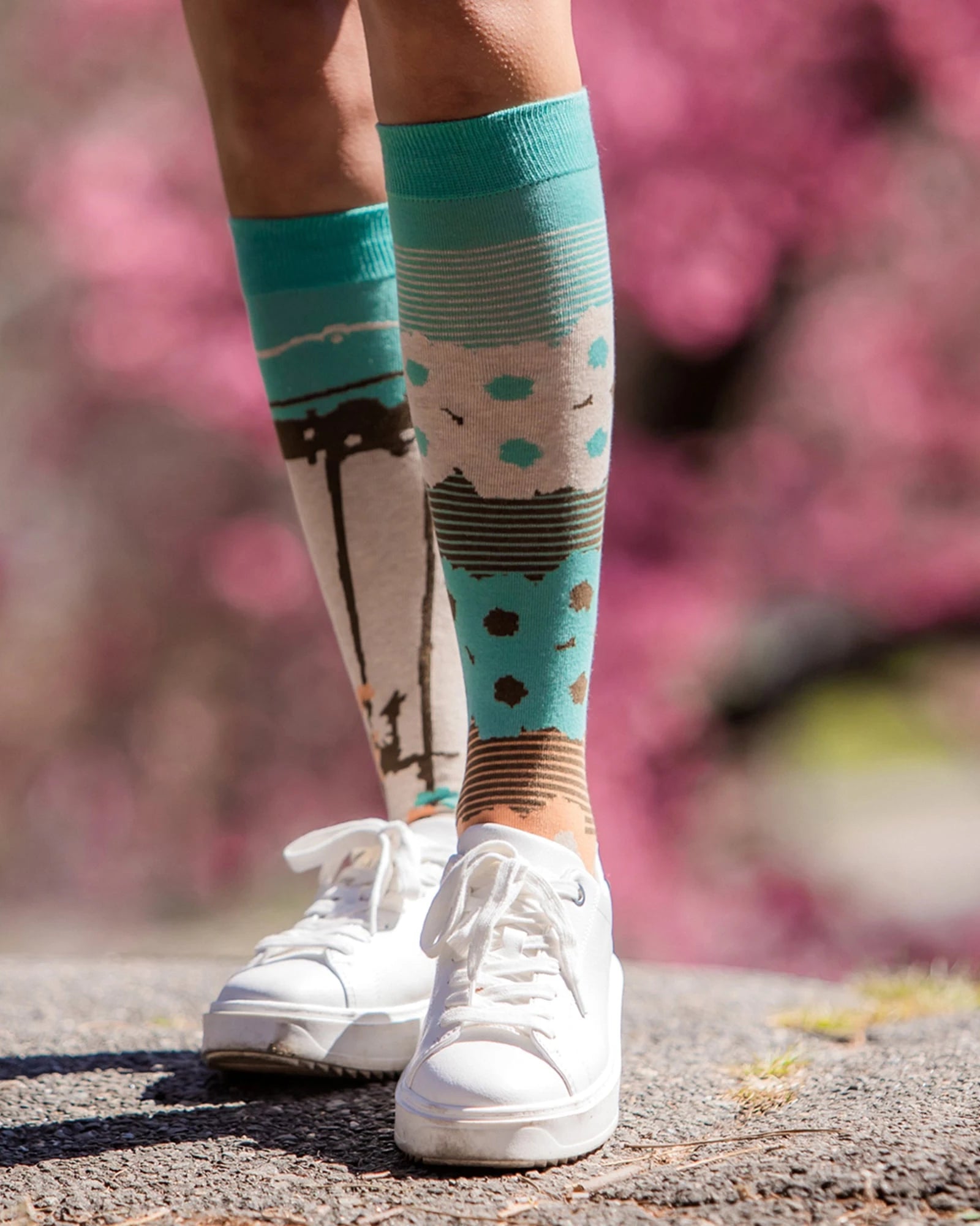 SOCKS & TIGHTS