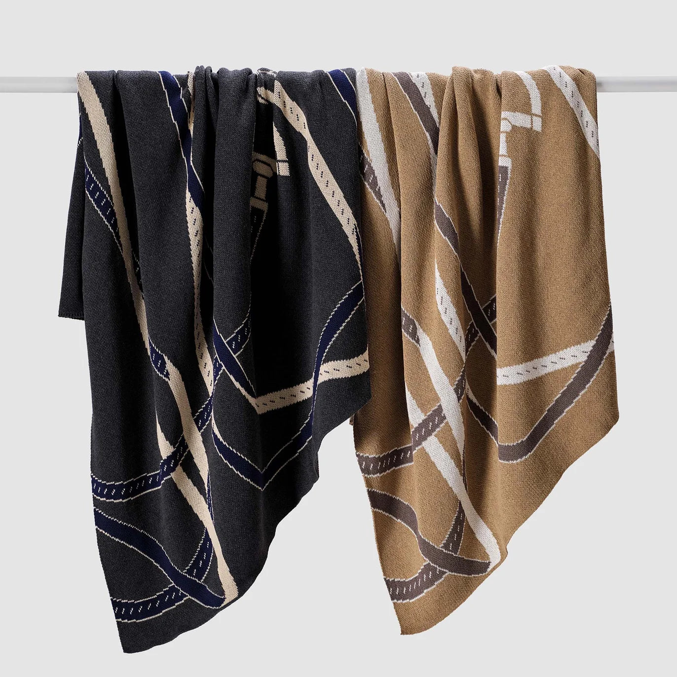 CUSHIONS AND THROWS